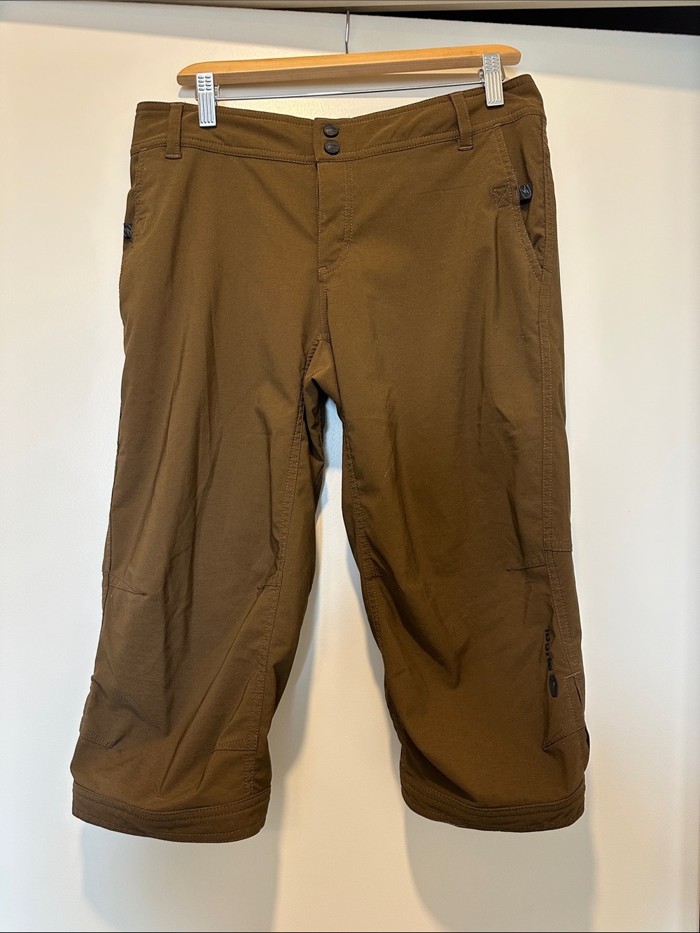 SUGOI Brown Capris Performance Women's Capris